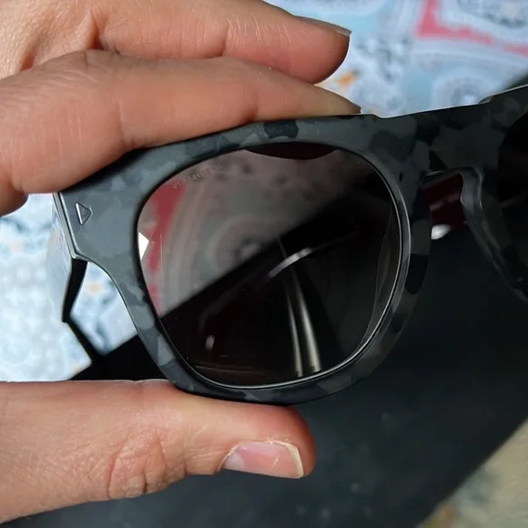 Prada grey Camo sunglasses - Picture 2 of 9
